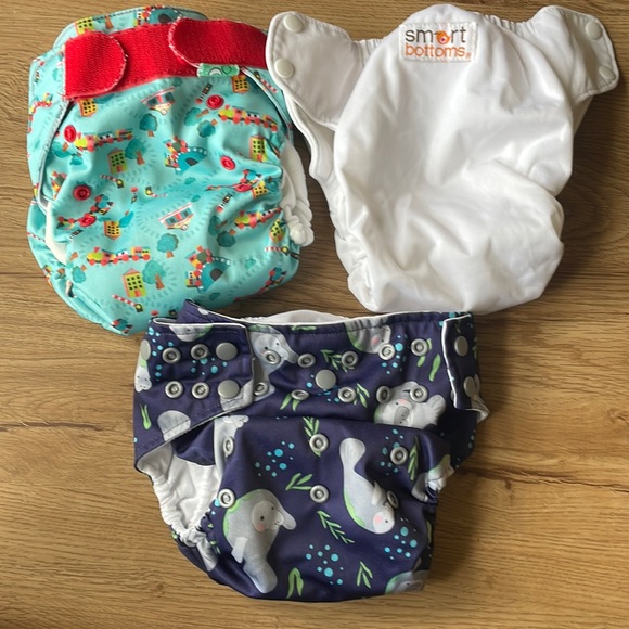 All In One Cloth diaper lot: Smart Bottom, TotBots, Glow bug - Picture 1 of 9